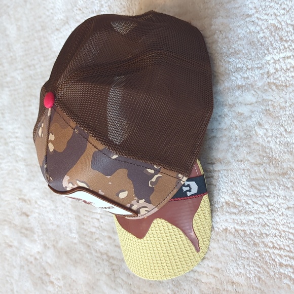 Goorin Bros Rocky Ice Cream Animal Farm Snapback Trucker Hat - Picture 3 of 6